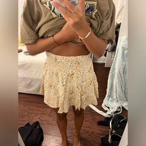 American eagle flowy skirt